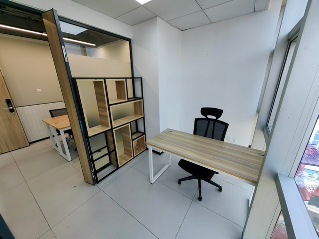 5000吨液压岩石劈裂机型号