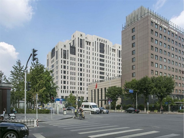 山海汽车陶瓷刹车片几年换一次