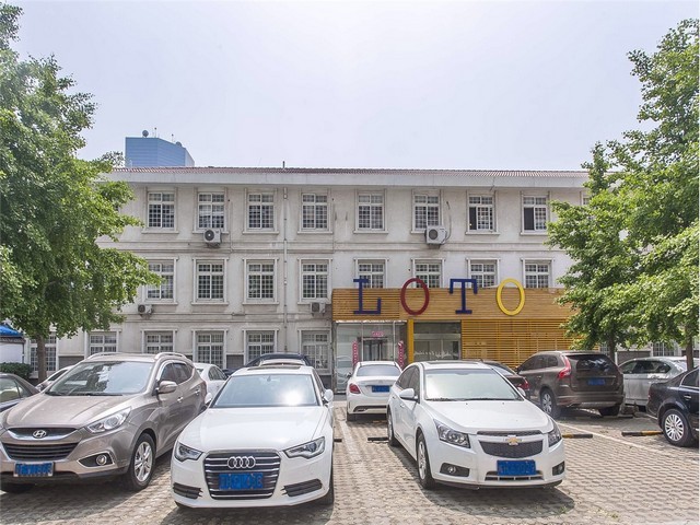 新吴区迈巴赫商务车租赁信用分免押金