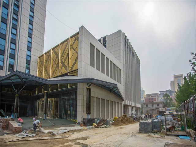 深圳大户型全屋定制衣柜